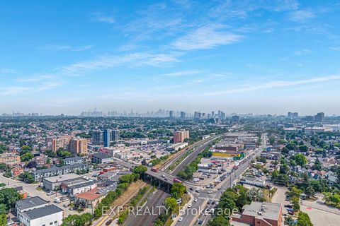 Photo 39 at 722 Weston Road, Smythe, Toronto