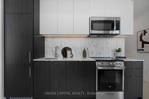 Photo 7 at 319 - 500 Dupont Street, Annex, Toronto