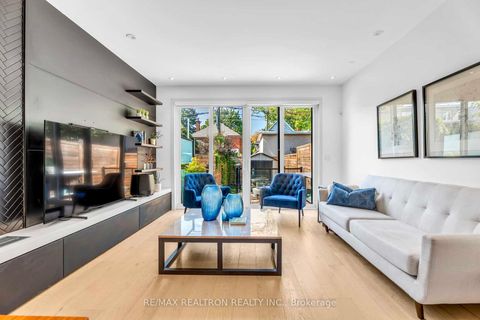 Photo 11 at 38 Alameda Avenue, Oakwood Village, Toronto