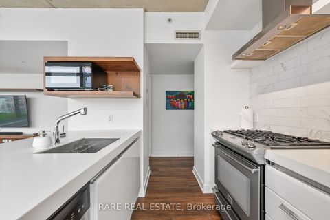 Photo 6 at 1008 - 75 Portland Street, Waterfront Communities C1, Toronto