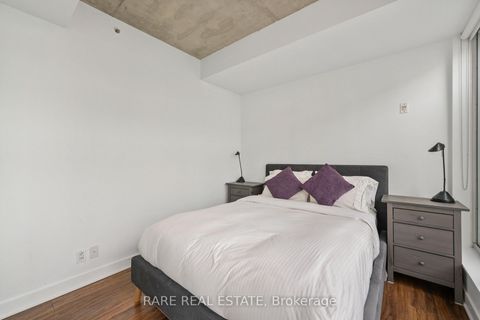 Photo 7 at 1008 - 75 Portland Street, Waterfront Communities C1, Toronto