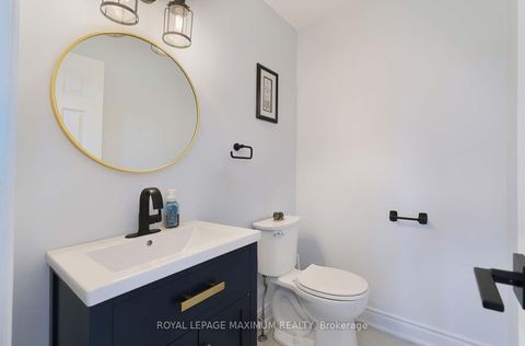 Photo 25 at 27 Looking Glass Crescent, East Woodbridge, Vaughan