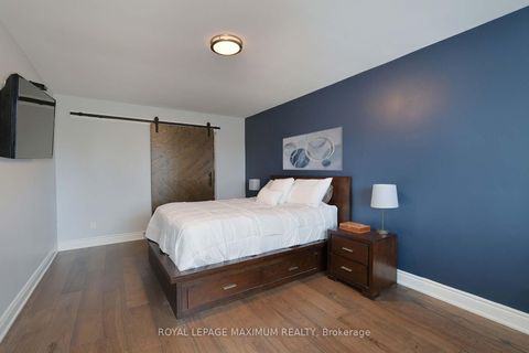 Photo 29 at 27 Looking Glass Crescent, East Woodbridge, Vaughan