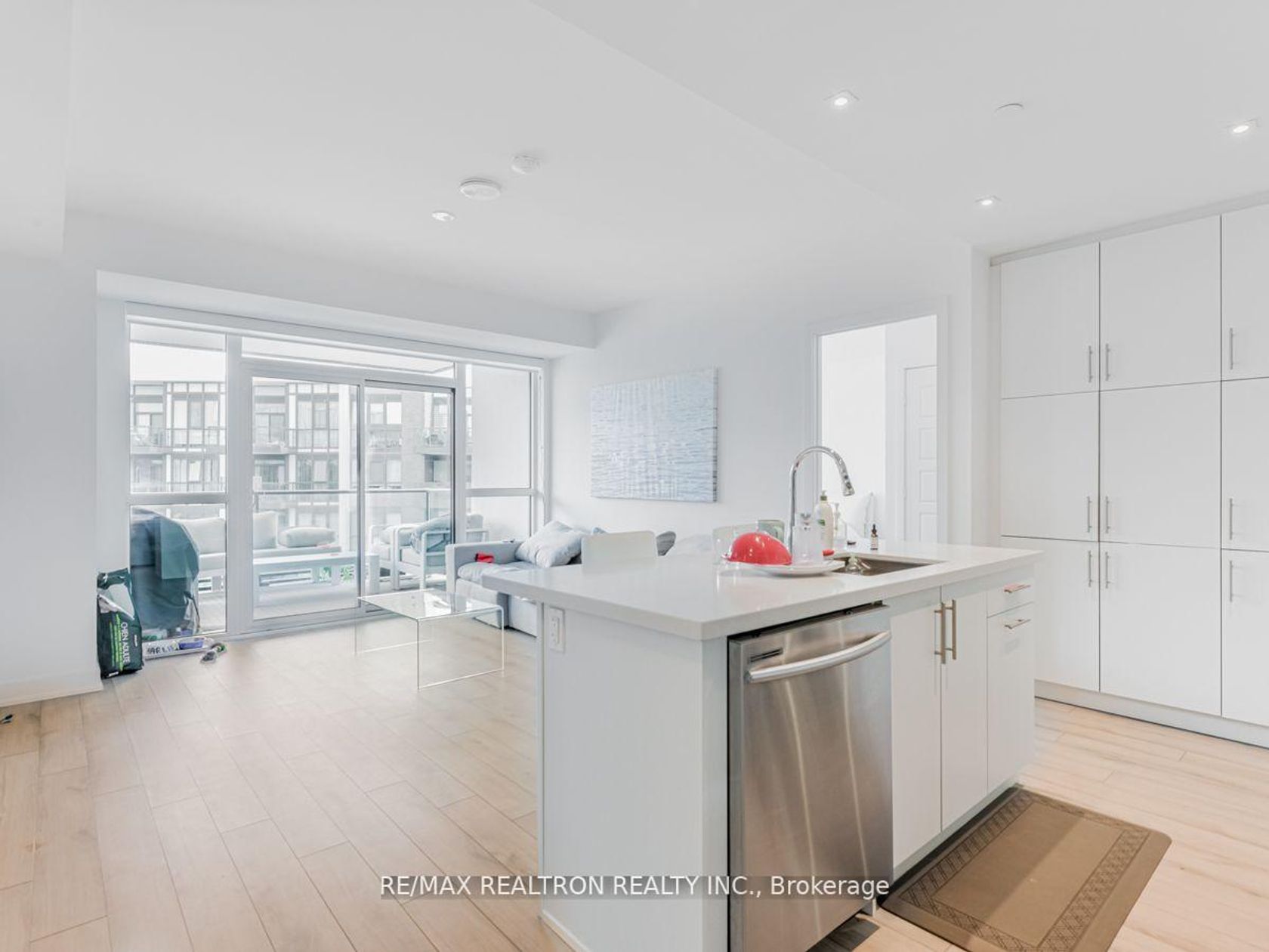 329 - 375 Sea Ray Avenue, Rural Innisfil, Innisfil photo 2