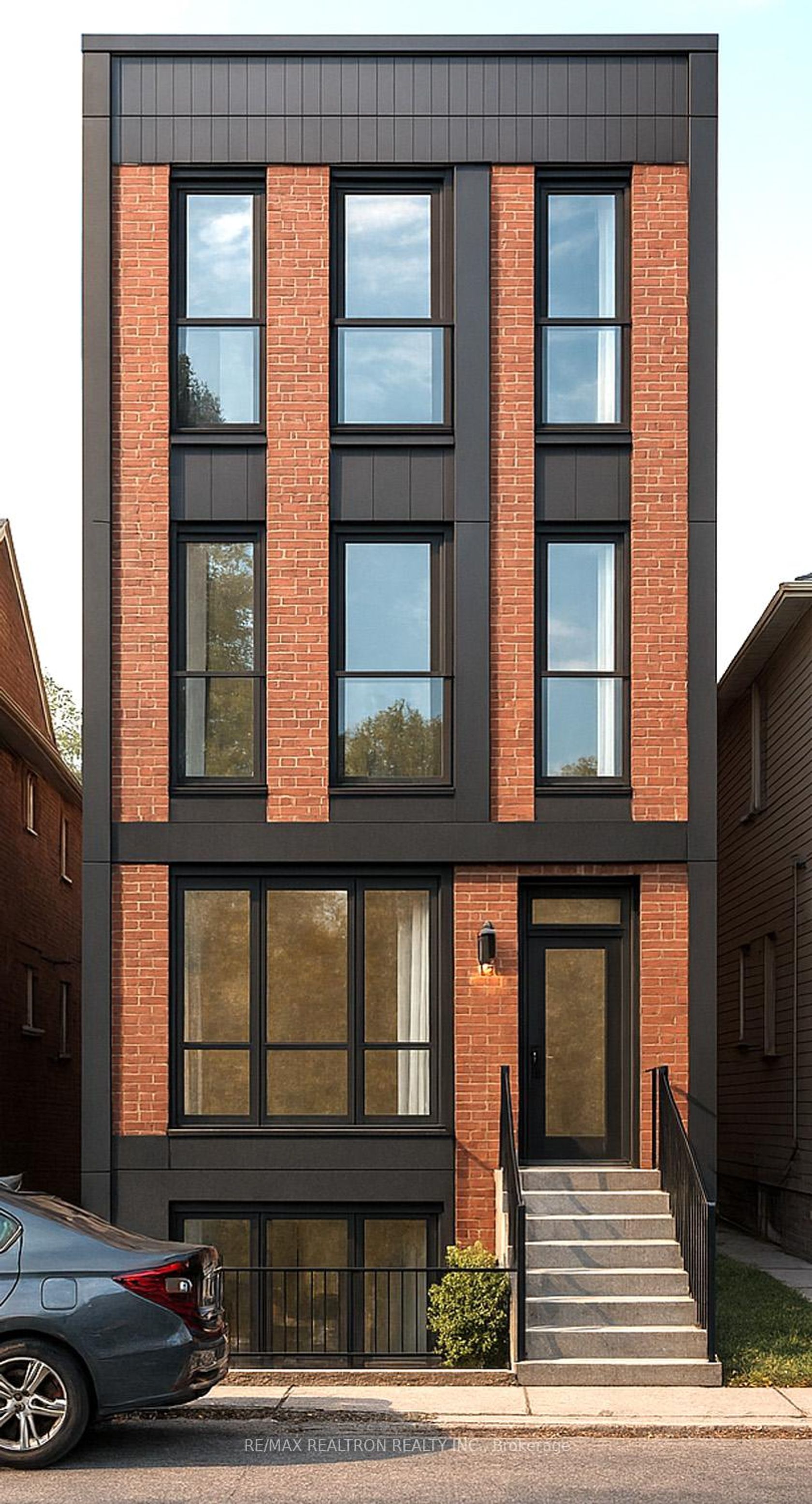 499 Northcliffe Boulevard, Oakwood Village, Toronto 