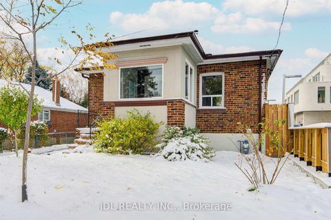 Photo 0 at 138 Wesley Street W, Queensway, Toronto