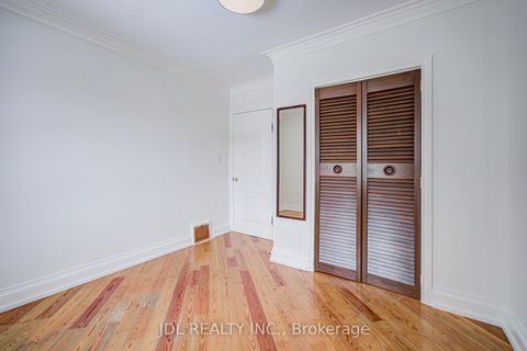 Photo 11 at 138 Wesley Street W, Queensway, Toronto