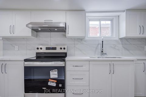 Photo 26 at 138 Wesley Street W, Queensway, Toronto