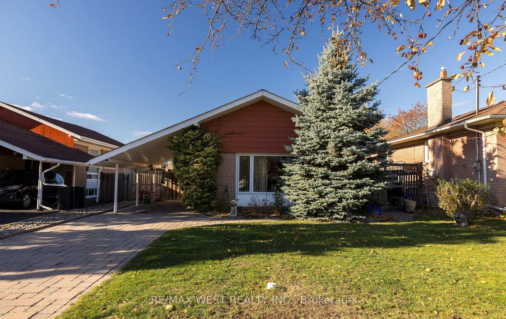 6 Lagos Road, Kipling, Toronto 