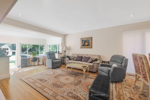 Photo 14 at 19 Talwood Drive, Don Mills, Toronto