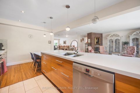 Photo 22 at 19 Talwood Drive, Don Mills, Toronto