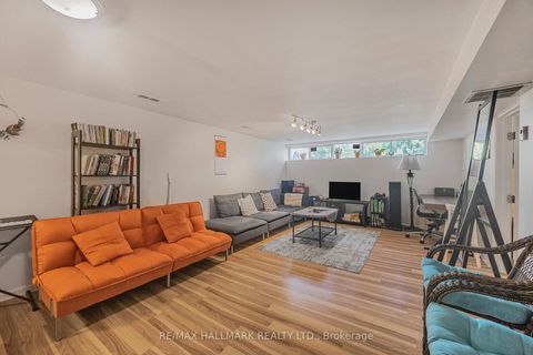 Photo 37 at 19 Talwood Drive, Don Mills, Toronto