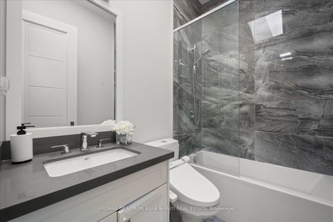 Photo 38 at 185 Maxome Avenue, Newtonbrook East, Toronto