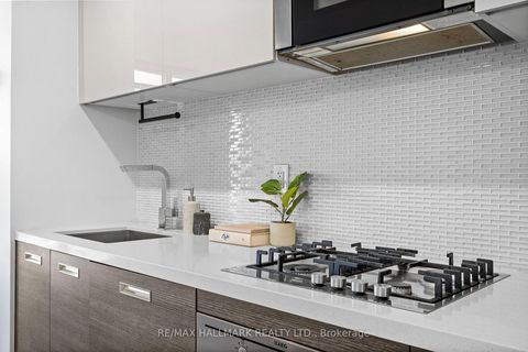 Photo 9 at 207 - 1239 Dundas Street W, Bellwoods, Toronto