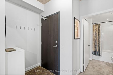 Photo 23 at 207 - 1239 Dundas Street W, Bellwoods, Toronto