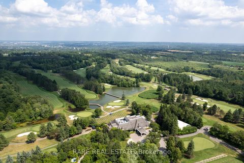 Photo 2 at 40 Country Club Drive, Rural King, King