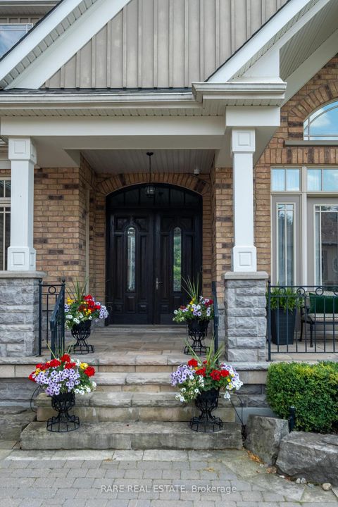 Photo 4 at 40 Country Club Drive, Rural King, King