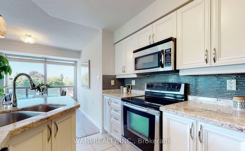 Photo 14 at 210 - 920 Sheppard Avenue W, Bathurst Manor, Toronto