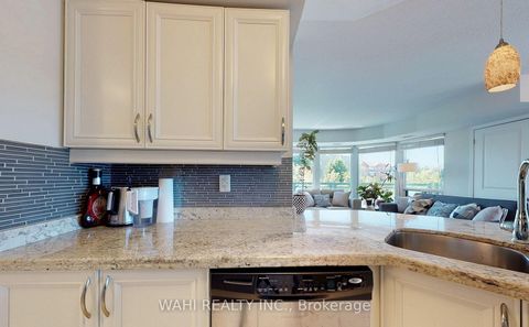 Photo 15 at 210 - 920 Sheppard Avenue W, Bathurst Manor, Toronto