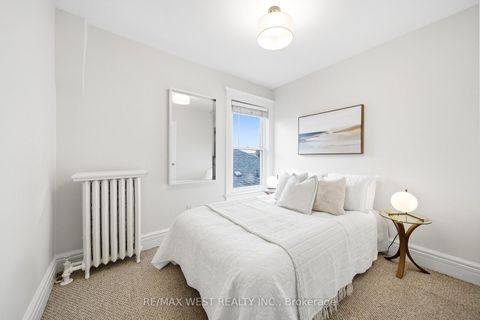 Photo 10 at 188 Fifth Street, New Toronto, Toronto