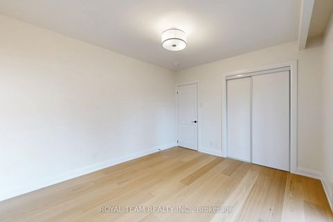 Photo 28 at 37 Markland Drive, Markland Wood, Toronto