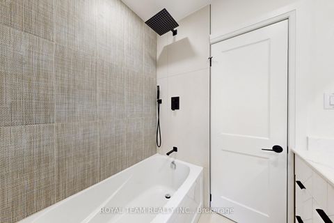 Photo 31 at 37 Markland Drive, Markland Wood, Toronto