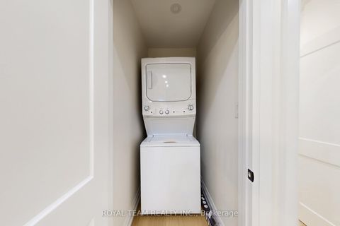 Photo 32 at 37 Markland Drive, Markland Wood, Toronto