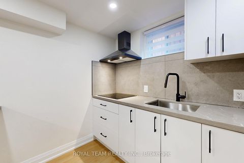 Photo 39 at 37 Markland Drive, Markland Wood, Toronto