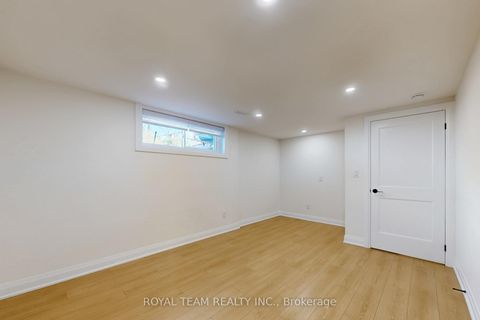 Photo 40 at 37 Markland Drive, Markland Wood, Toronto