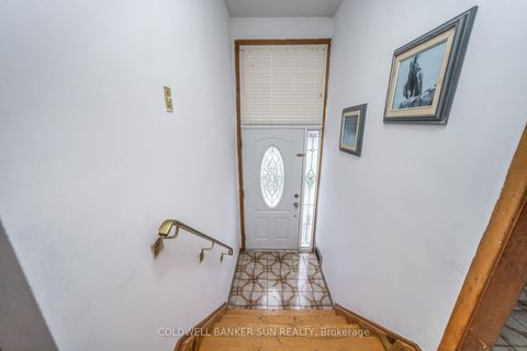 Photo 6 at 69 Songwood Drive, Humbermede, Toronto