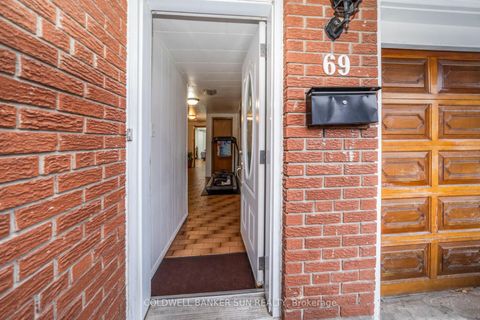 Photo 31 at 69 Songwood Drive, Humbermede, Toronto