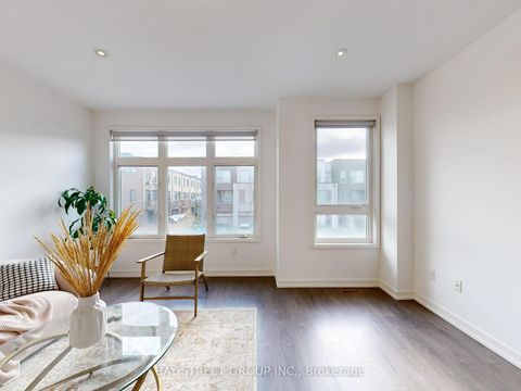 Photo 2 at 219 Huguenot Road, GO Glenorchy, Oakville