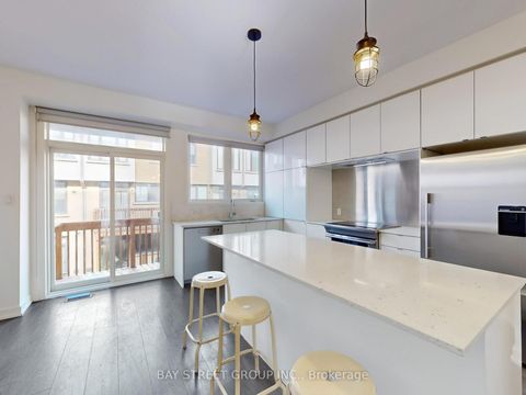 Photo 7 at 219 Huguenot Road, GO Glenorchy, Oakville