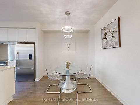 Photo 12 at 219 Huguenot Road, GO Glenorchy, Oakville