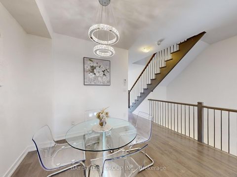 Photo 13 at 219 Huguenot Road, GO Glenorchy, Oakville