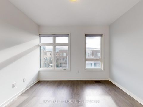 Photo 26 at 219 Huguenot Road, GO Glenorchy, Oakville