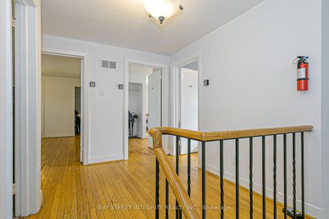 Photo 10 at 160 Cummer Avenue, Newtonbrook East, Toronto
