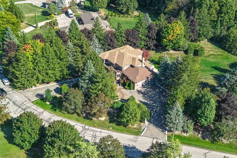 Photo 5 at 160 Millwood Parkway, Vellore Village, Vaughan