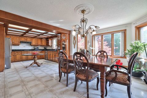 Photo 18 at 160 Millwood Parkway, Vellore Village, Vaughan