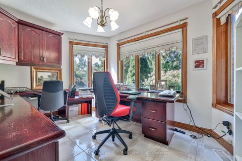 Photo 24 at 160 Millwood Parkway, Vellore Village, Vaughan