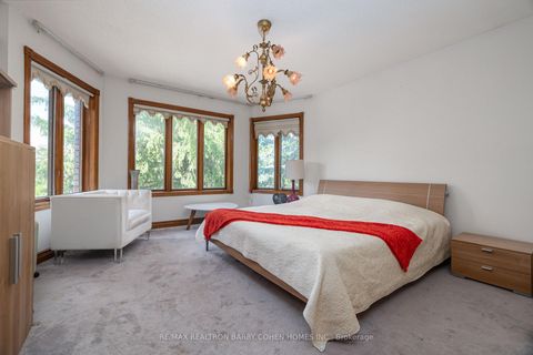 Photo 28 at 160 Millwood Parkway, Vellore Village, Vaughan