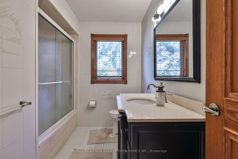 Photo 29 at 160 Millwood Parkway, Vellore Village, Vaughan