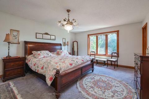 Photo 30 at 160 Millwood Parkway, Vellore Village, Vaughan