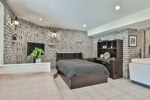 Photo 39 at 160 Millwood Parkway, Vellore Village, Vaughan