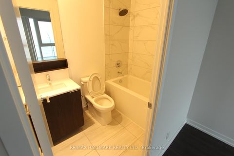 Photo 9 at 4009 - 5 Buttermill Avenue, Vaughan Corporate Centre, Vaughan