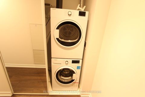 Photo 13 at 4009 - 5 Buttermill Avenue, Vaughan Corporate Centre, Vaughan