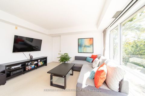 Photo 1 at 303 - 211 Randolph Road, Leaside, Toronto