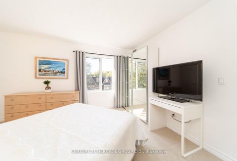 Photo 11 at 303 - 211 Randolph Road, Leaside, Toronto