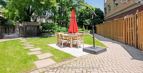 Photo 18 at 303 - 211 Randolph Road, Leaside, Toronto