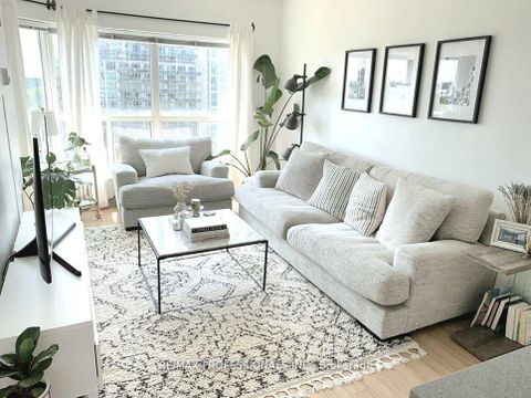 Photo 3 at 1028 - 600 Queens Quay, Waterfront Communities C1, Toronto